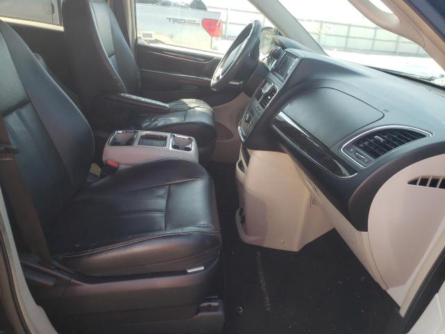 Photo 5 from auction – 2014 CHRYSLER TOWN & COU with VIN 2C4RC1BG3ER270285