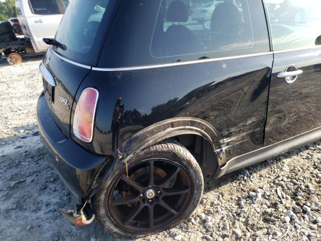 Photo 9 from auction – 2005 MINI COOPER S with VIN WMWRE33435TD97380