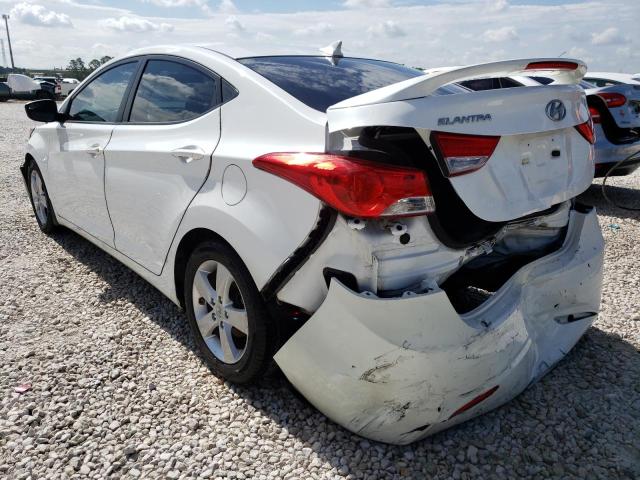 Photo 3 from auction – 2013 HYUNDAI ELANTRA GL with VIN 5NPDH4AE6DH411925