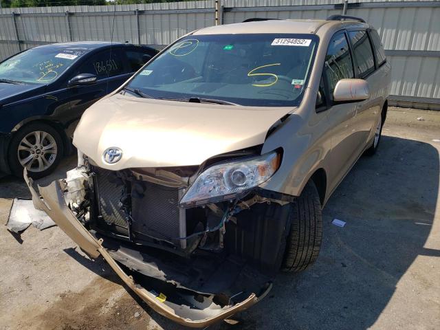 Photo 2 from auction – 2011 TOYOTA SIENNA LE with VIN 5TDKK3DC0BS139490