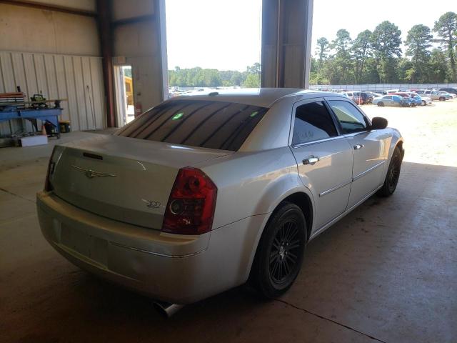 Photo 4 from auction – 2010 CHRYSLER 300 TOURIN with VIN 2C3CA5CV2AH206632