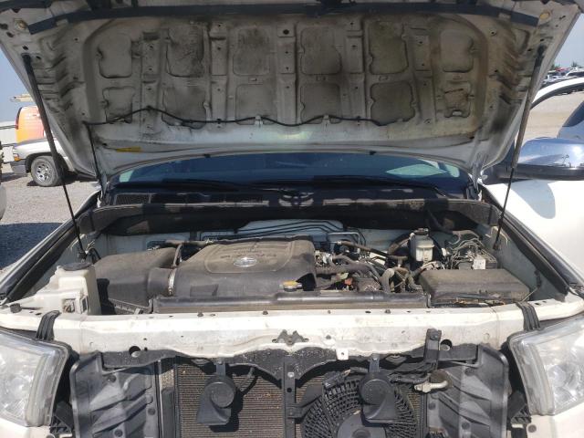 Photo 7 from auction – 2011 TOYOTA SEQUOIA PL with VIN 5TDDW5G12BS052628