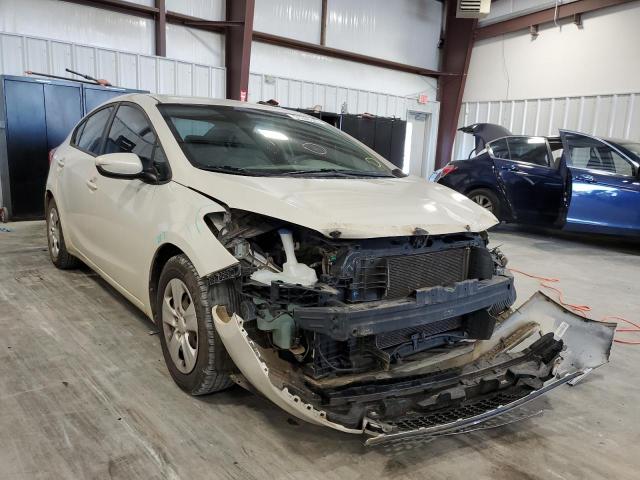 KIA FORTE LX 2015 with VIN KNAFK4A67F5403917 - Photo from auction