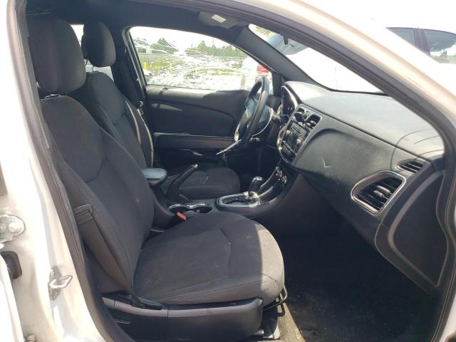 صورة رقم 5 من المزاد - 2012 CHRYSLER 200 LX مع VIN 1C3CCBAB0CN319572