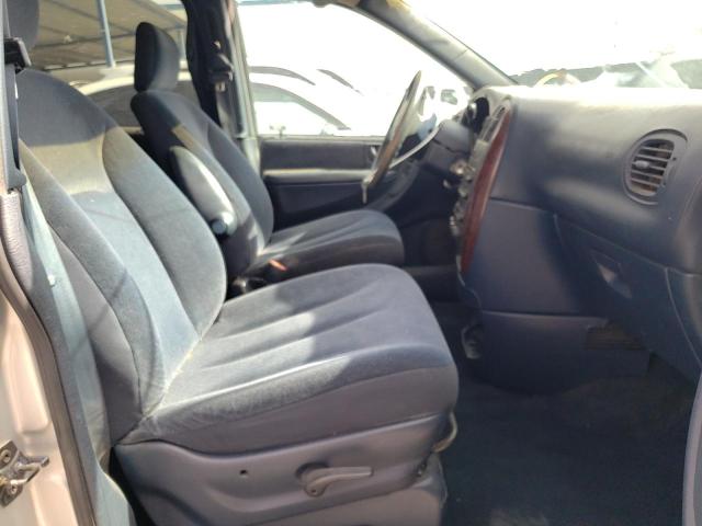 Photo 5 from auction – 2001 CHRYSLER TOWN & COU with VIN 2C8GP44G61R117872
