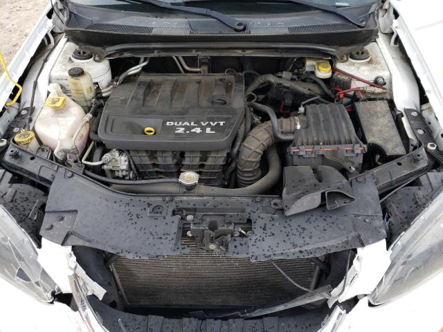 Photo 7 from auction – 2013 CHRYSLER 200 TOURIN with VIN 1C3CCBBB8DN549828