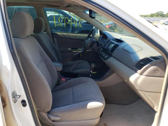 Photo 5 from auction – 2005 TOYOTA CAMRY LE with VIN 4T1BE32K65U606568