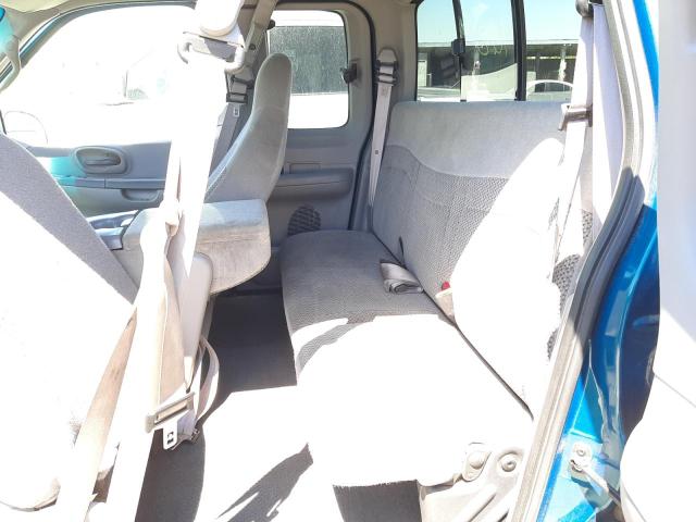 Photo 6 from auction – 2000 FORD F150 with VIN 1FTPX17L6YKA56847