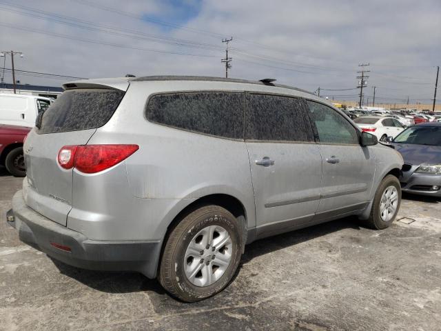 Photo 4 from auction – 2011 CHEVROLET TRAVERSE L with VIN 1GNKVEED3BJ216805