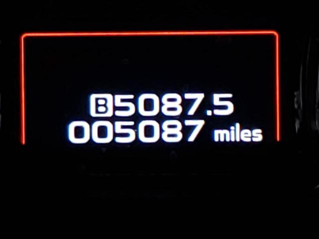 Photo 8 from auction – 2021 SUBARU WRX STI with VIN JF1VA2E61M9821403