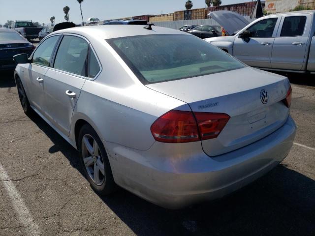 Photo 3 from auction – 2015 VOLKSWAGEN PASSAT S with VIN 1VWAT7A39FC099189