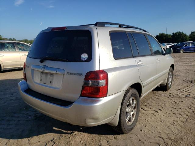 Photo 4 from auction – 2005 TOYOTA HIGHLANDER with VIN JTEGD21A950115267