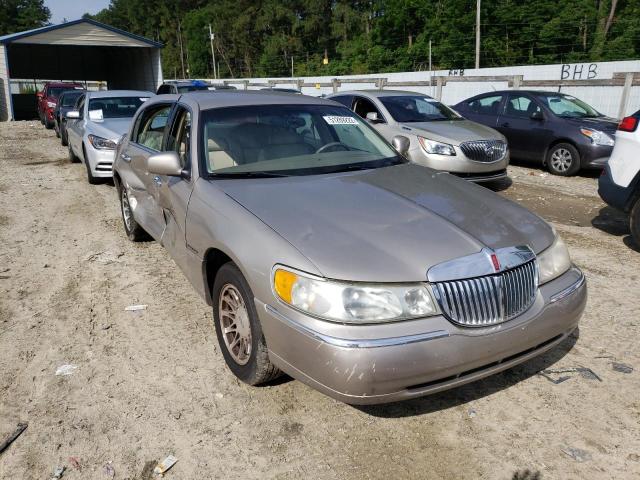 Photo 1 from auction – 2000 LINCOLN TOWN CAR with VIN 1LNHM82W3YY784674