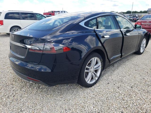 Photo 4 from auction – 2013 TESLA MODEL S with VIN 5YJSA1DN8DFP04410