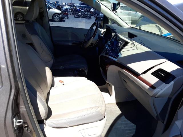 Photo 5 from auction – 2014 TOYOTA SIENNA XLE with VIN 5TDYK3DC2ES506257