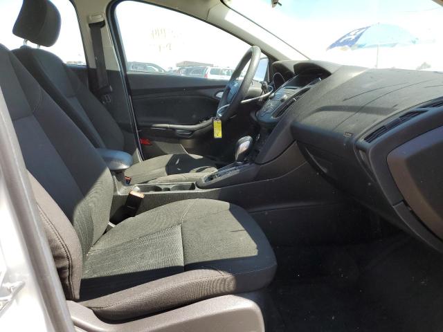 Photo 5 from auction – 2016 FORD FOCUS SE with VIN 1FADP3K24GL231009