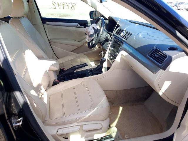 Photo 5 from auction – 2015 VOLKSWAGEN PASSAT S with VIN 1VWAT7A37FC104857