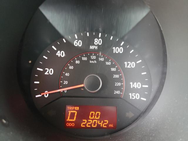 Photo 8 from auction – 2013 KIA SORENTO LX with VIN 5XYKTCA64DG414449