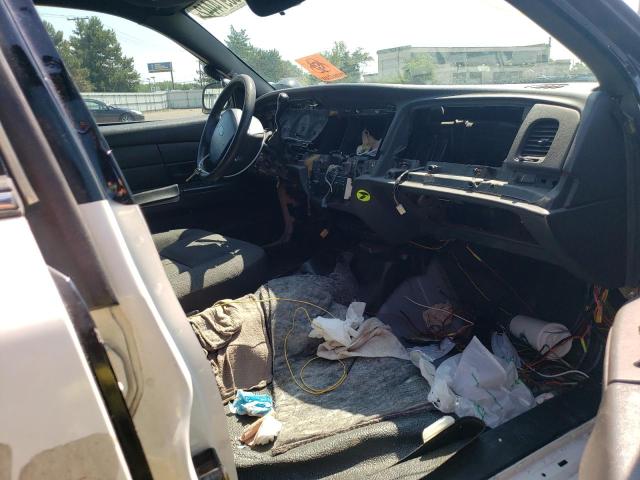 Photo 5 from auction – 2005 FORD CROWN VICT with VIN 2FAFP71W25X135108