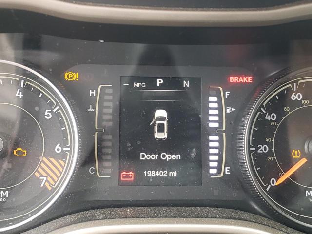 Photo 8 from auction – 2015 JEEP CHEROKEE L with VIN 1C4PJMCB1FW514929