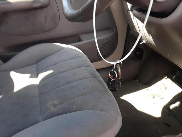 Photo 9 from auction – 2001 CHRYSLER PT CRUISER with VIN 3C8FY4BB81T552387