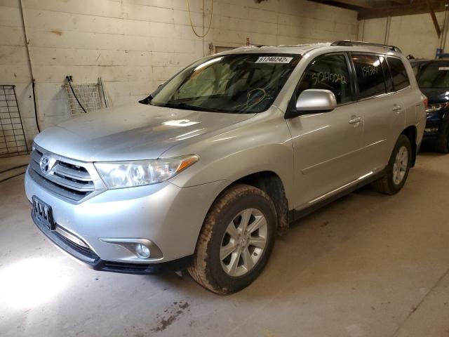 Photo 2 from auction – 2013 TOYOTA HIGHLANDER with VIN 5TDBK3EH3DS199020