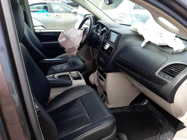 Photo 5 from auction – 2016 CHRYSLER TOWN & COU with VIN 2C4RC1BG4GR142110