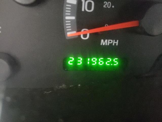 Photo 8 from auction – 2002 FORD F150 SUPER with VIN 1FTRW08L42KC61109