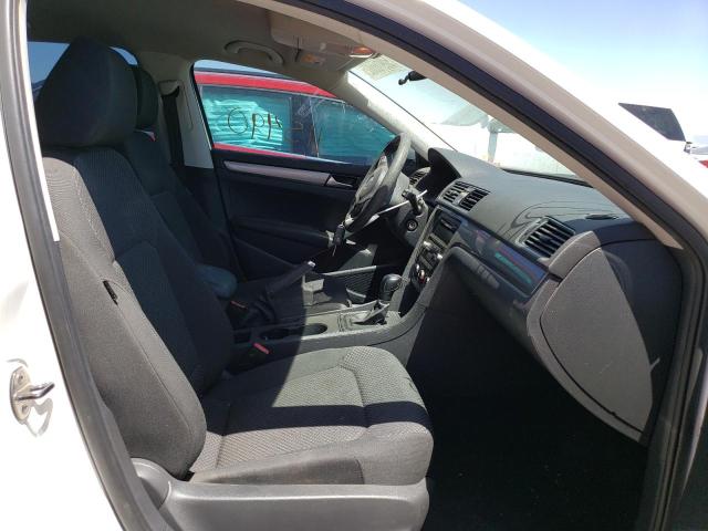 Photo 5 from auction – 2013 VOLKSWAGEN PASSAT S with VIN 1VWAP7A38DC149615