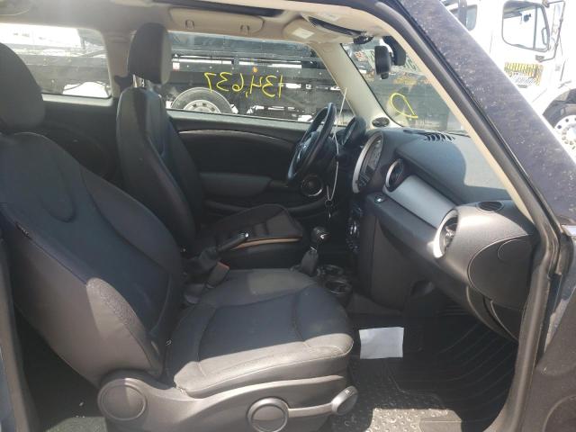 Photo 5 from auction – 2011 MINI COOPER CLU with VIN WMWZF3C56BT188522