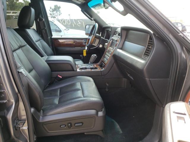 Photo 5 from auction – 2012 LINCOLN NAVIGATOR with VIN 5LMJJ3J54CEL04882