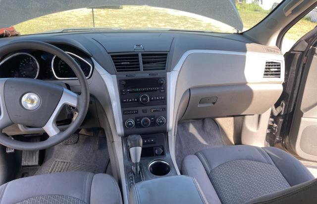 Photo 9 from auction – 2010 CHEVROLET TRAVERSE L with VIN 1GNLRFED3AJ261434