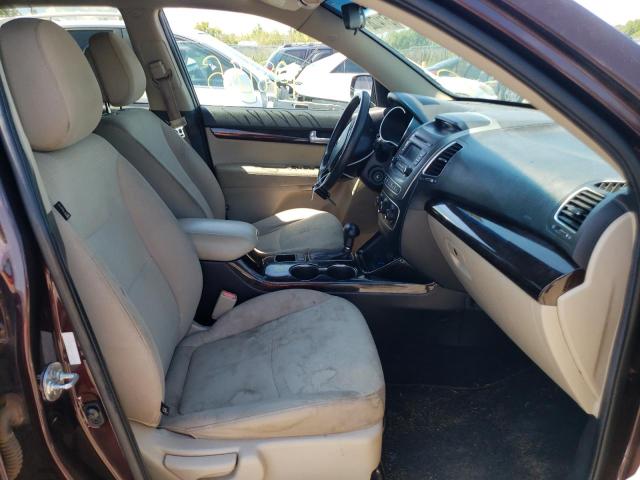 Photo 5 from auction – 2014 KIA SORENTO LX with VIN 5XYKTCA65EG535282