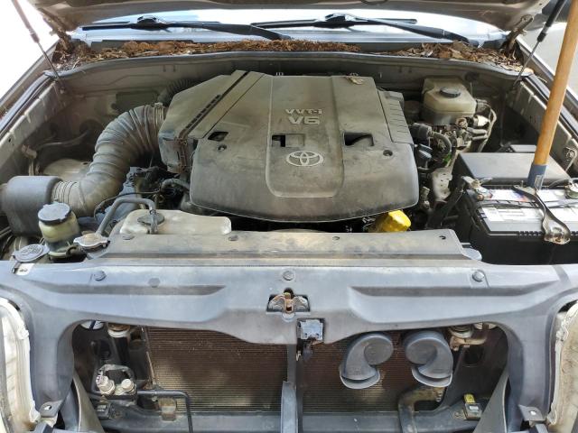 Photo 7 from auction – 2004 TOYOTA 4RUNNER SR with VIN JTEBU14R140045526