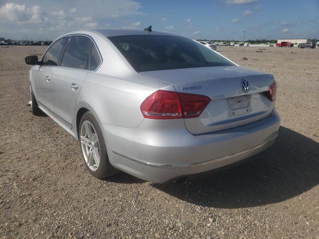 Photo 3 from auction – 2014 VOLKSWAGEN PASSAT SEL with VIN 1VWCT7A31EC052987