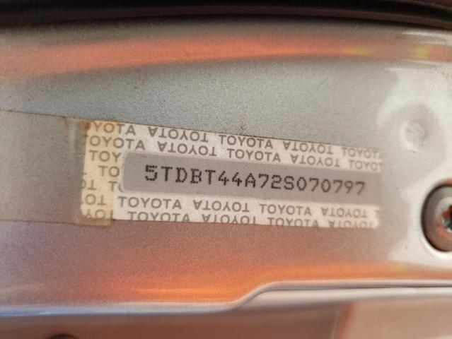 Photo 10 from auction – 2002 TOYOTA SEQUOIA with VIN 5TDBT44A72S070797