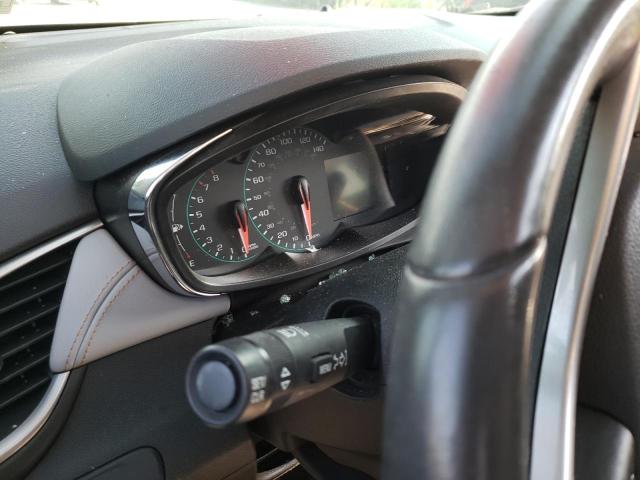 Photo 8 from auction – 2019 CHEVROLET TRAX 1LT with VIN 3GNCJPSB5KL185936