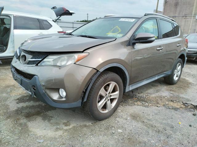 Photo 2 from auction – 2015 TOYOTA RAV4 XLE with VIN 2T3RFREV5FW241779