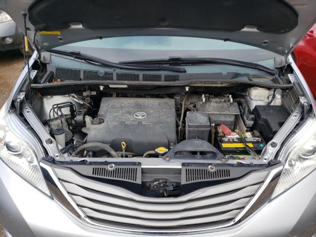 Photo 7 from auction – 2013 TOYOTA SIENNA XLE with VIN 5TDYK3DC7DS356550
