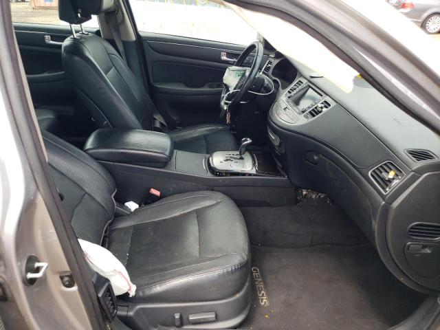 Photo 5 from auction – 2012 HYUNDAI GENESIS 3. with VIN KMHGC4DD9CU154855