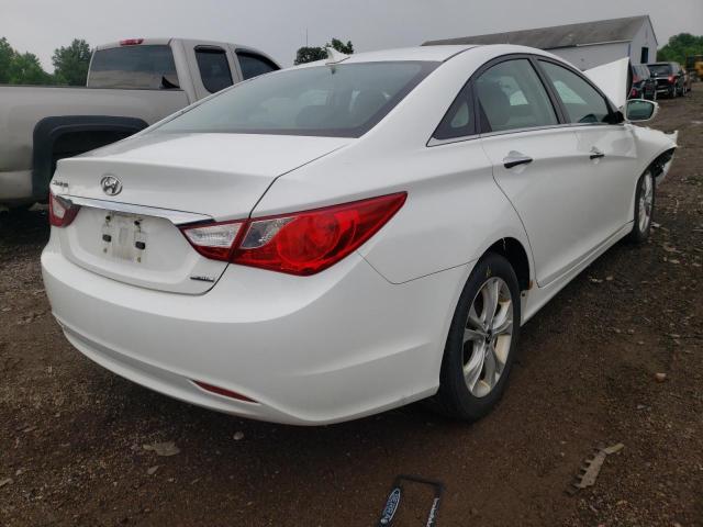 Photo 4 from auction – 2011 HYUNDAI SONATA with VIN 5NPEC4AC3BH074192