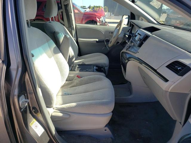 Photo 5 from auction – 2013 TOYOTA SIENNA LE with VIN 5TDKK3DC7DS315566