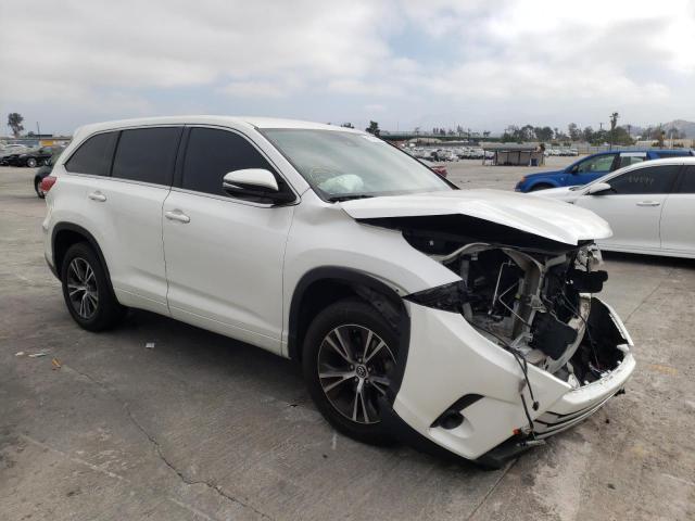 TOYOTA HIGHLANDER 2017 with VIN 5TDZARFH8HS032340 - Photo from auction