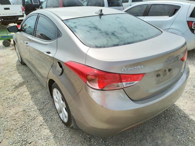 Photo 3 from auction – 2013 HYUNDAI ELANTRA GL with VIN 5NPDH4AE7DH277331