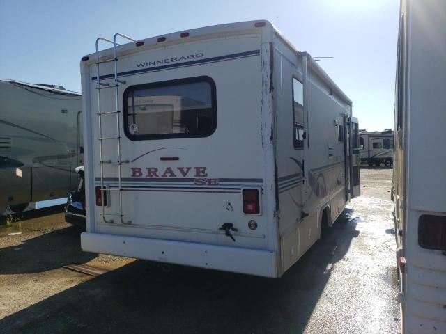 Photo 4 from auction – 2000 WORKHORSE CUSTOM CHASSIS MOTORHOME with VIN 5B4JP37J0Y3317633