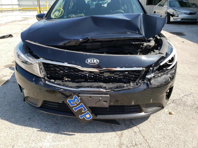 Photo 9 from auction – 2018 KIA FORTE LX with VIN 3KPFK4A7XJE168003