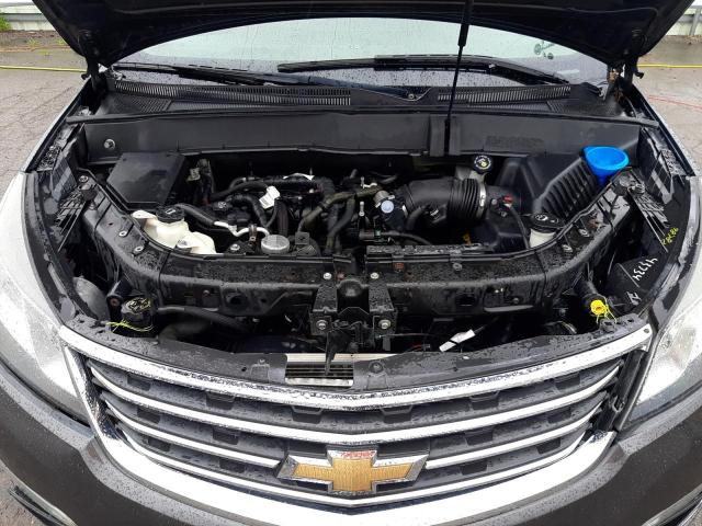 Photo 7 from auction – 2016 CHEVROLET TRAVERSE L with VIN 1GNKRJKD3GJ273420