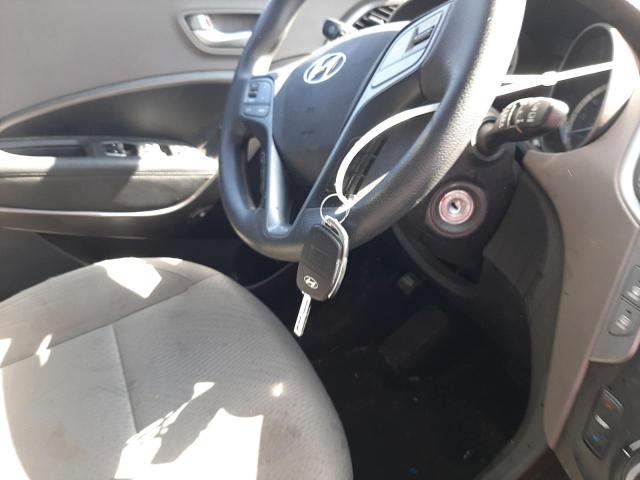 Photo 9 from auction – 2017 HYUNDAI SANTA FE S with VIN 5NMZU3LBXHH033268