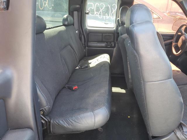 Photo 6 from auction – 2001 CHEVROLET SILVERADO with VIN 2GCEC19W211201950