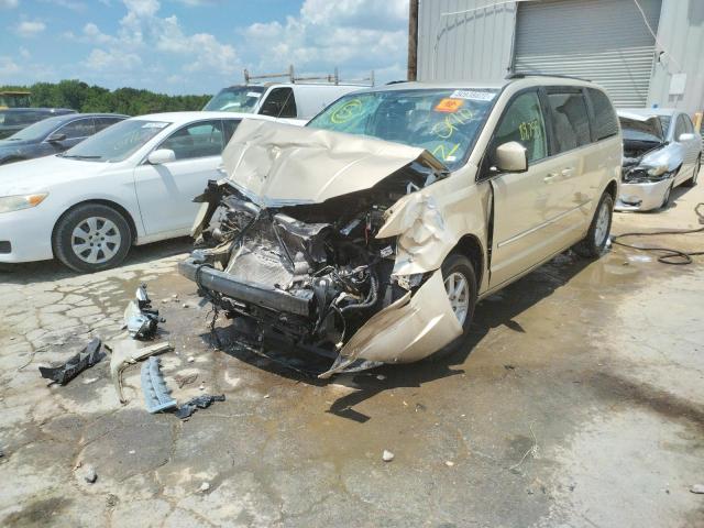 Photo 2 from auction – 2010 CHRYSLER TOWN & COU with VIN 2A4RR5D15AR272042